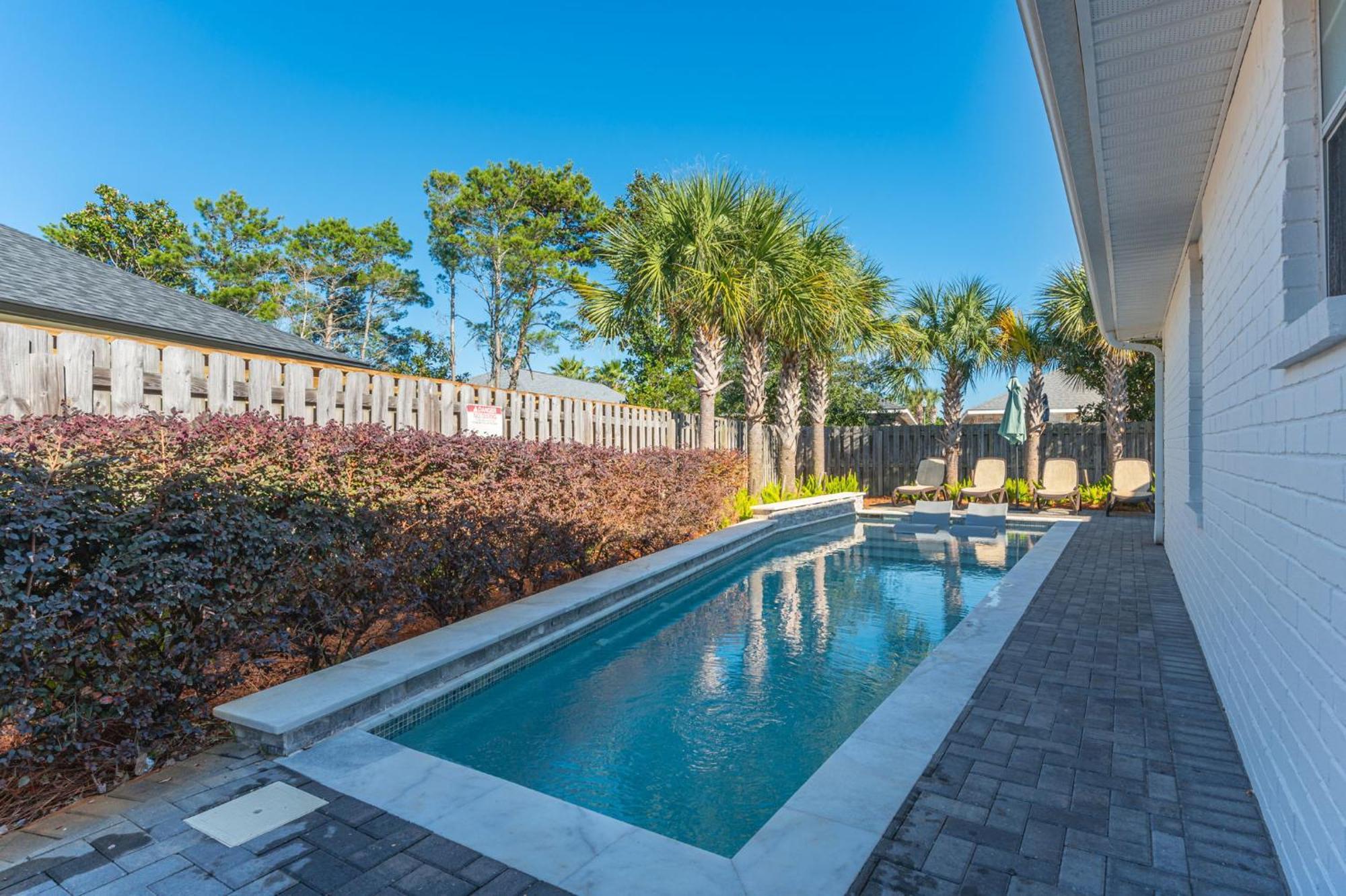 Beautiful Pet Friendly Home! New Tropical Pool, Opt Golf Cart And Pool Heat, Minutes To Beach Destin Exterior foto