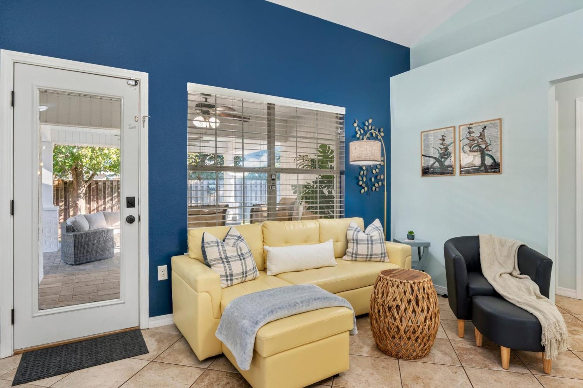 Beautiful Pet Friendly Home! New Tropical Pool, Opt Golf Cart And Pool Heat, Minutes To Beach Destin Exterior foto