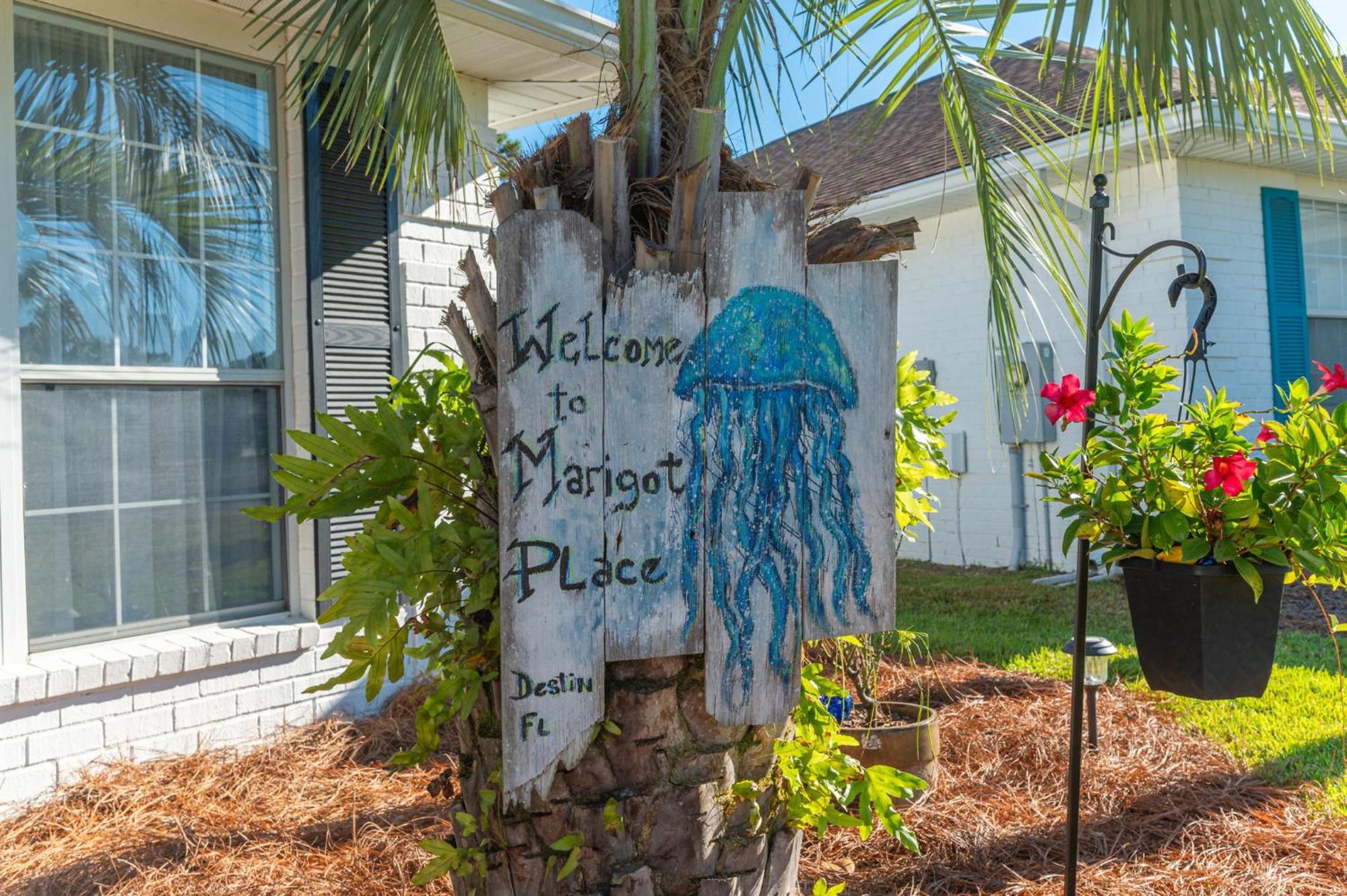 Beautiful Pet Friendly Home! New Tropical Pool, Opt Golf Cart And Pool Heat, Minutes To Beach Destin Exterior foto